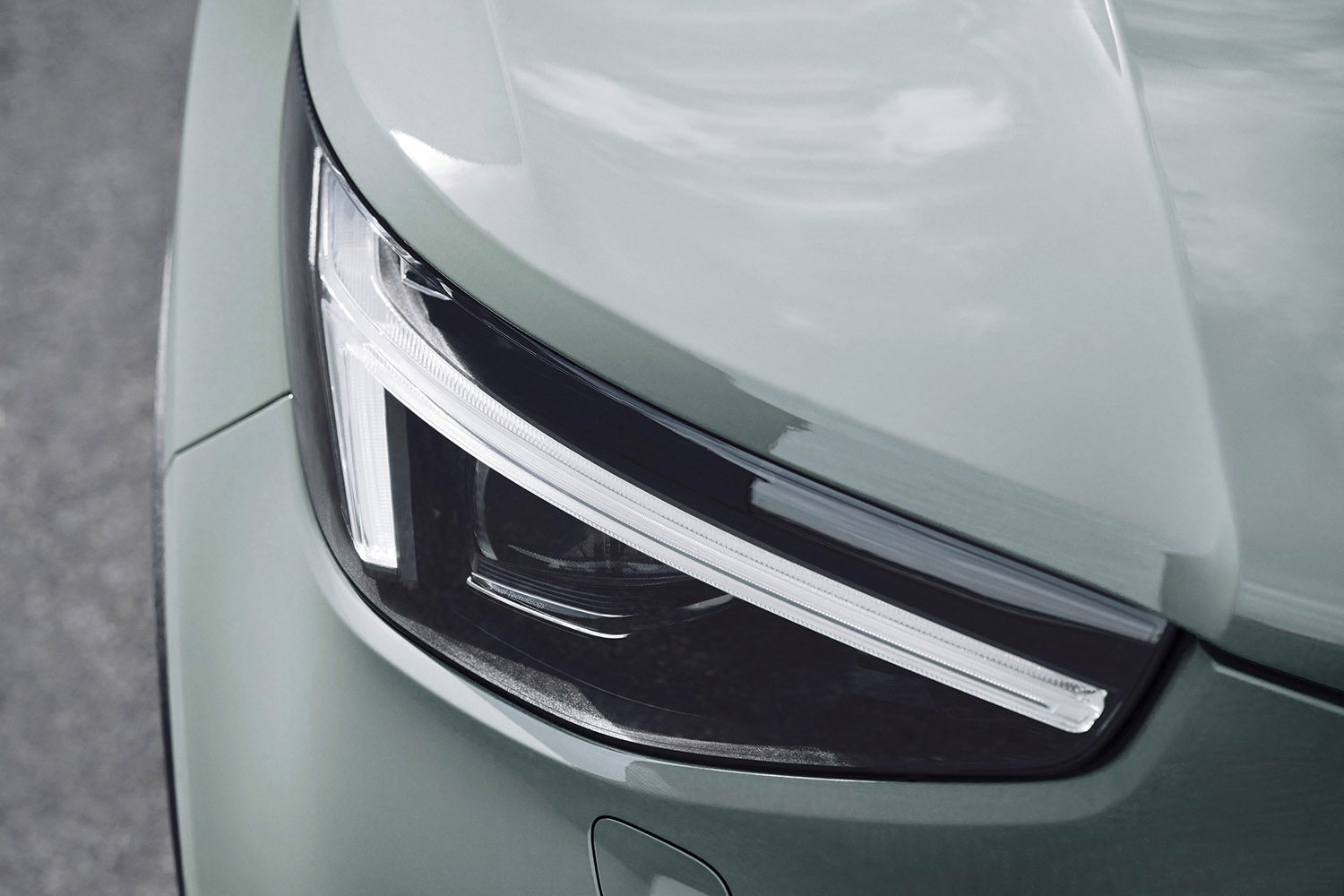 電気自動車モデル『XC40 リチャージ』がAWDとFWDを用意して登場！