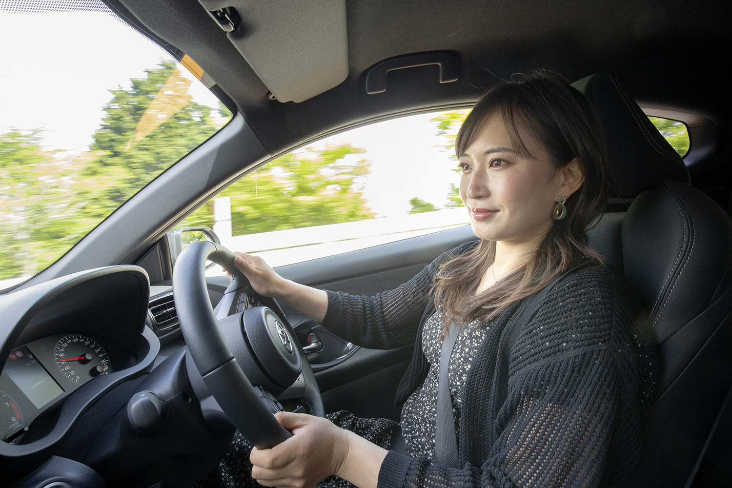 グッドイヤー「EAGLE F1 SUPERSPORT」を履いたGRヤリスを運転する猪爪杏奈さん 〜 画像18