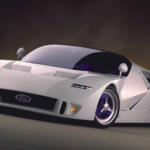 【画像】伝説の「GT40」をリメイクした「フォードGT」！　紛れもないスーパーカーたるその性能とは 〜 画像1