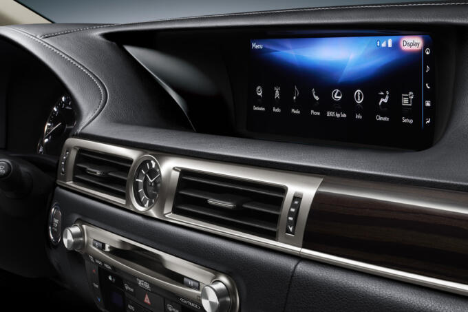 画像ギャラリー メーターも液晶 ボタンもタッチパネル化 車内総デジタル化のなか 時計 だけ アナログ を使用する高級車が多いワケ 画像1 自動車情報 ニュース Web Cartop