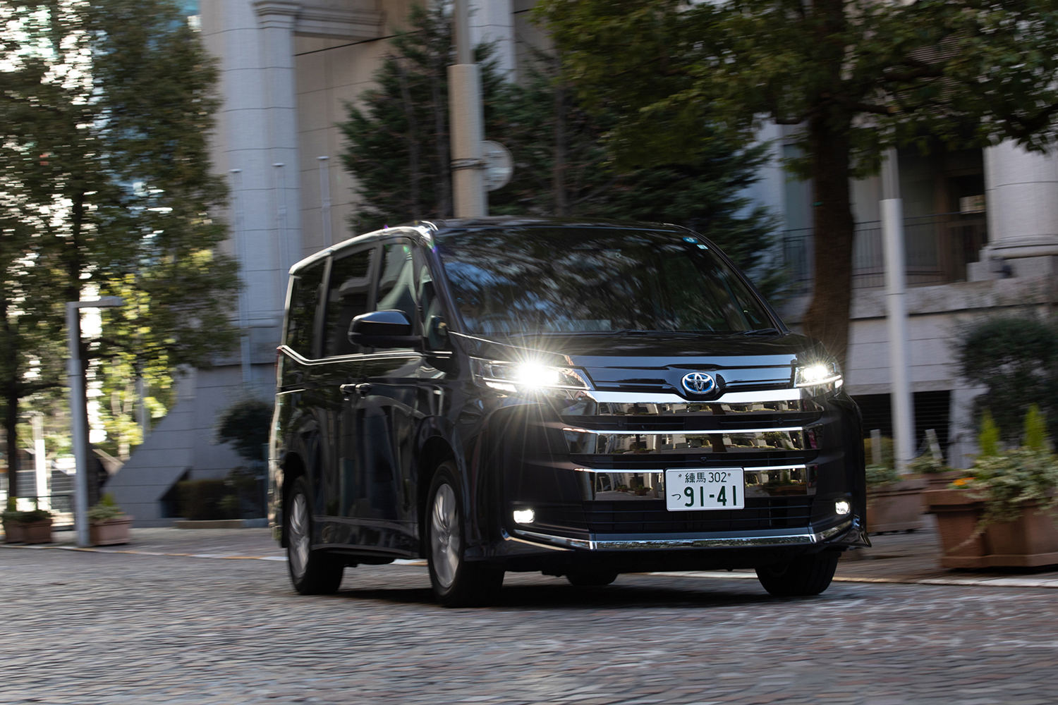 最新車のヘッドライトの性能とは 〜 画像3