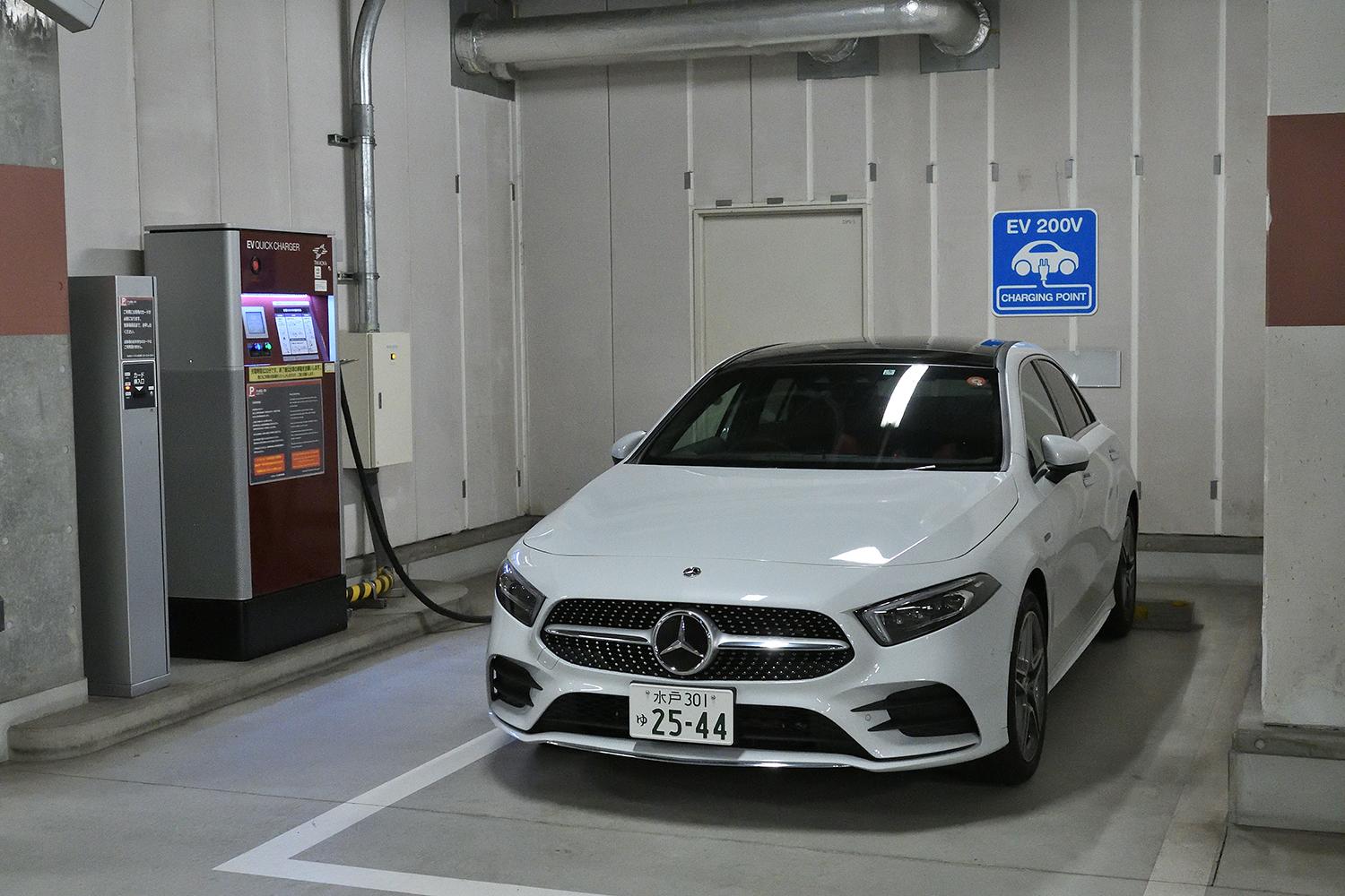 駐車場での急速充電のイメージ 〜 画像2