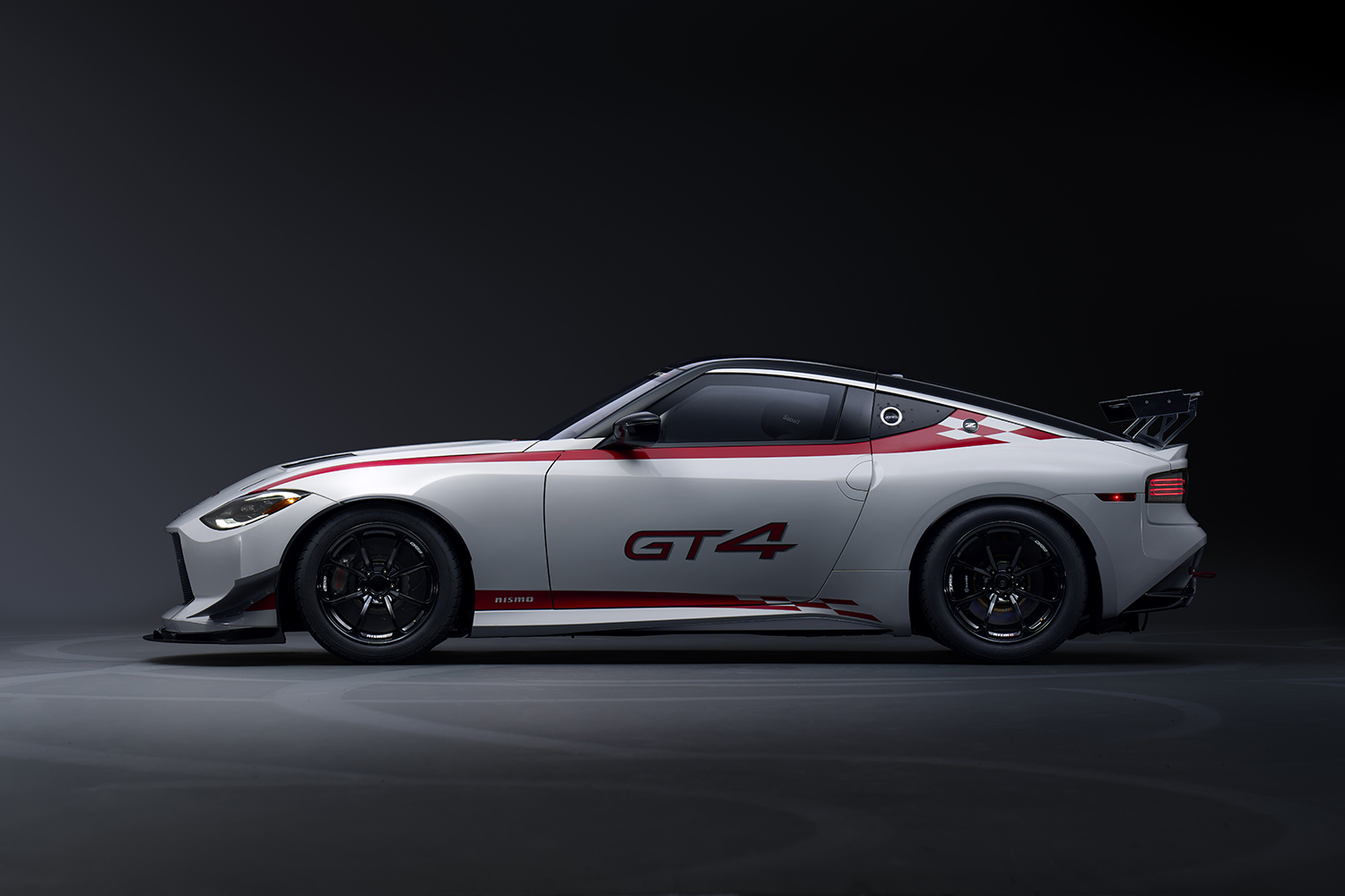 「Nissan Z GT4」を発表