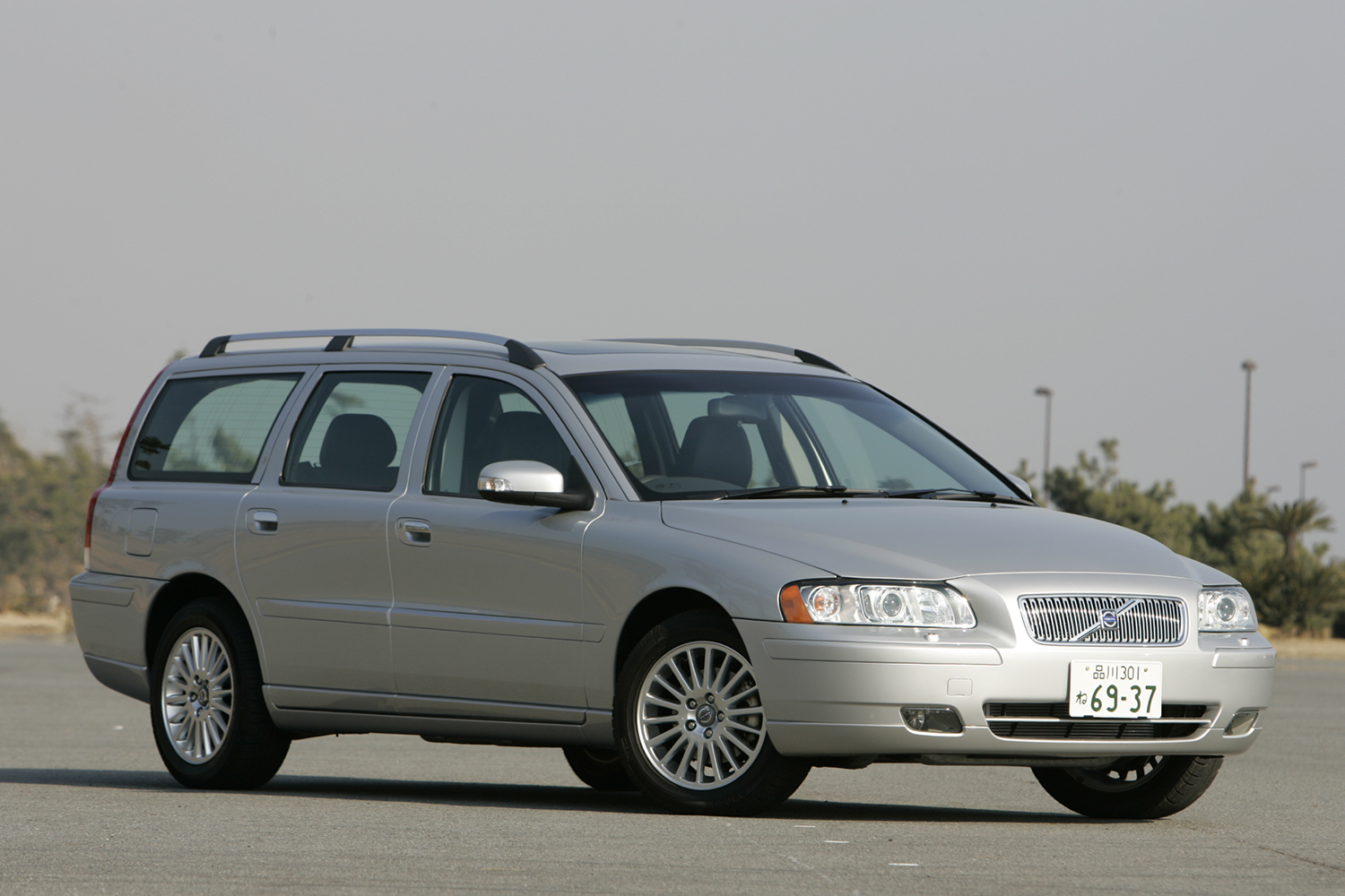 「ボルボ  V70」が中古車市場で投げ売り状態なワケとは 〜 画像4