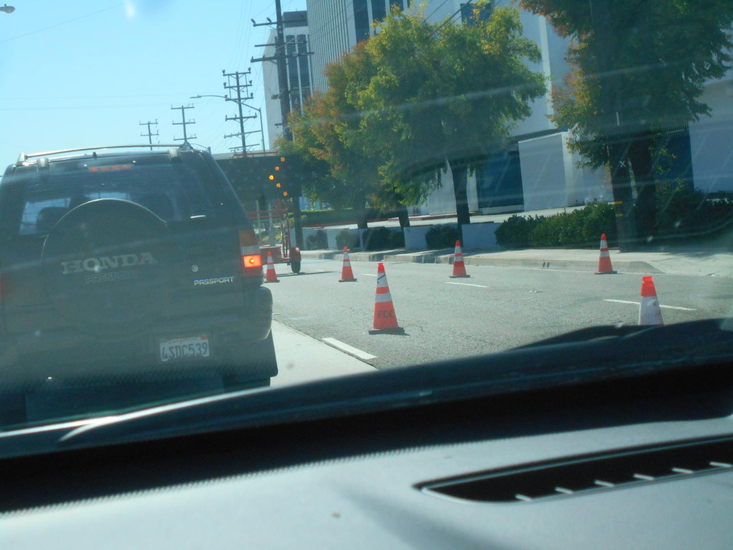 アメリカの一般道での車線規制