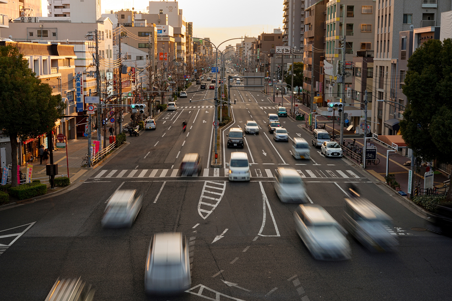 交差点のイメージ02 〜 画像1