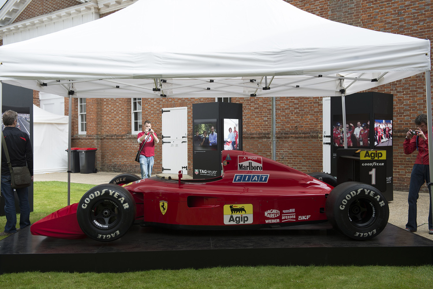 過去のフェラーリF1マシンの展示様子 〜 画像6