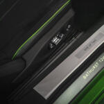 【画像】バサースト12時間耐久レースを制したコンチネンタルGT３のイメージを市販現行モデルで再現！　マリナーがビスポークした2台のベントレー・コンチネンタルGT Sを発表 〜 画像11