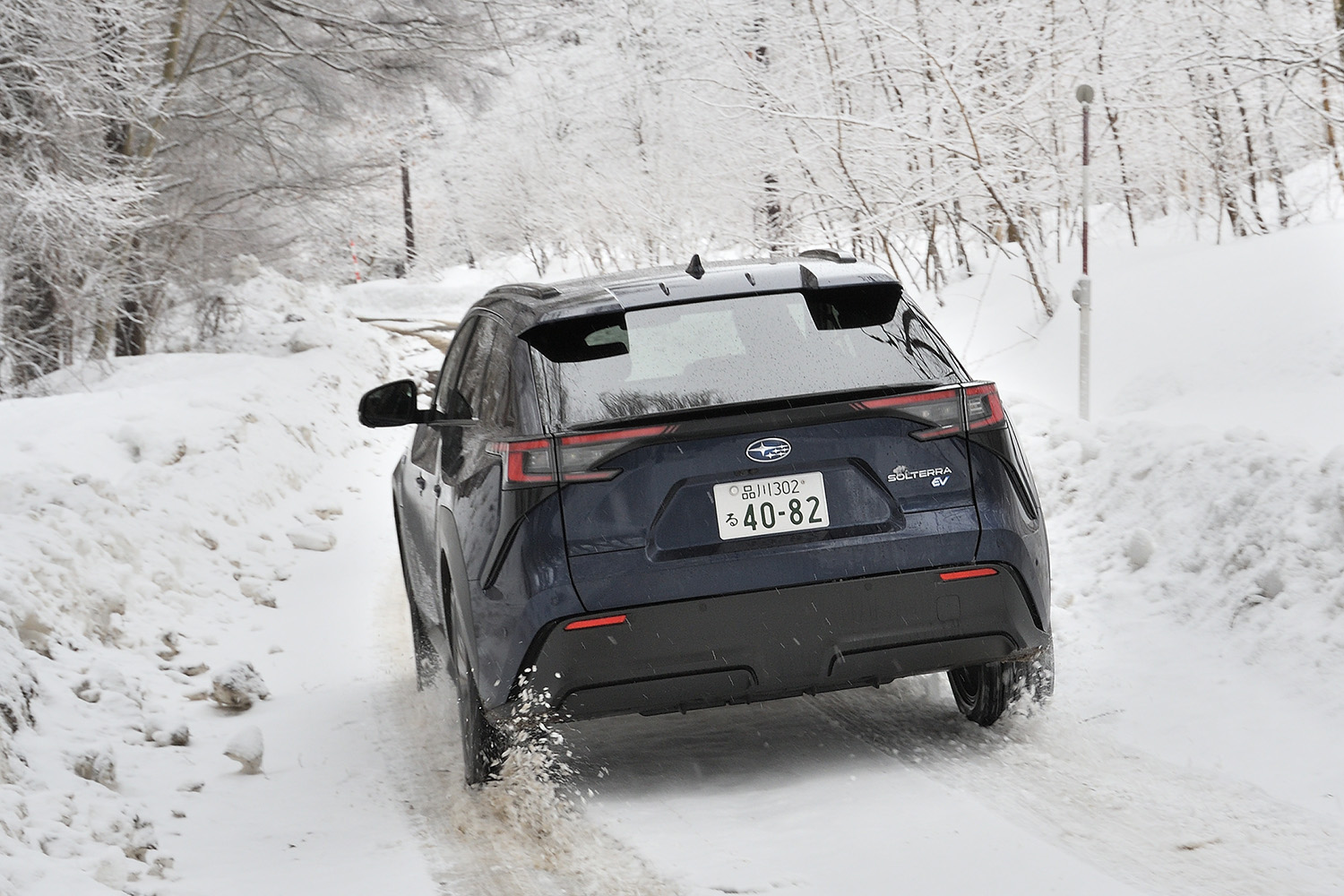 雪上走行をするスバル・ソルテラ 〜 画像19