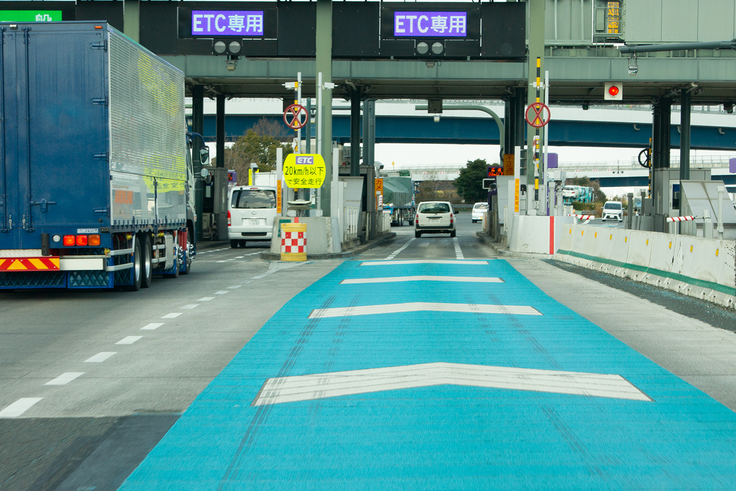 高速道路の料金所 〜 画像4