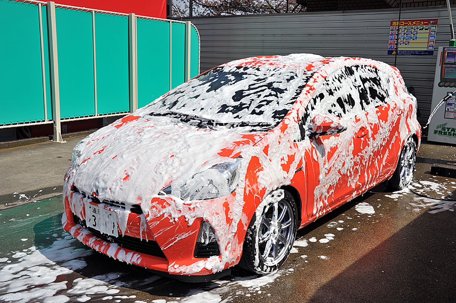 カーシャンプーで洗車したクルマ 〜 画像6