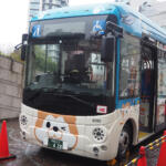 渋谷の「ハチ公バス」にEVを導入！　だが車両は「中国のOEM」に見える日本の出遅れ感