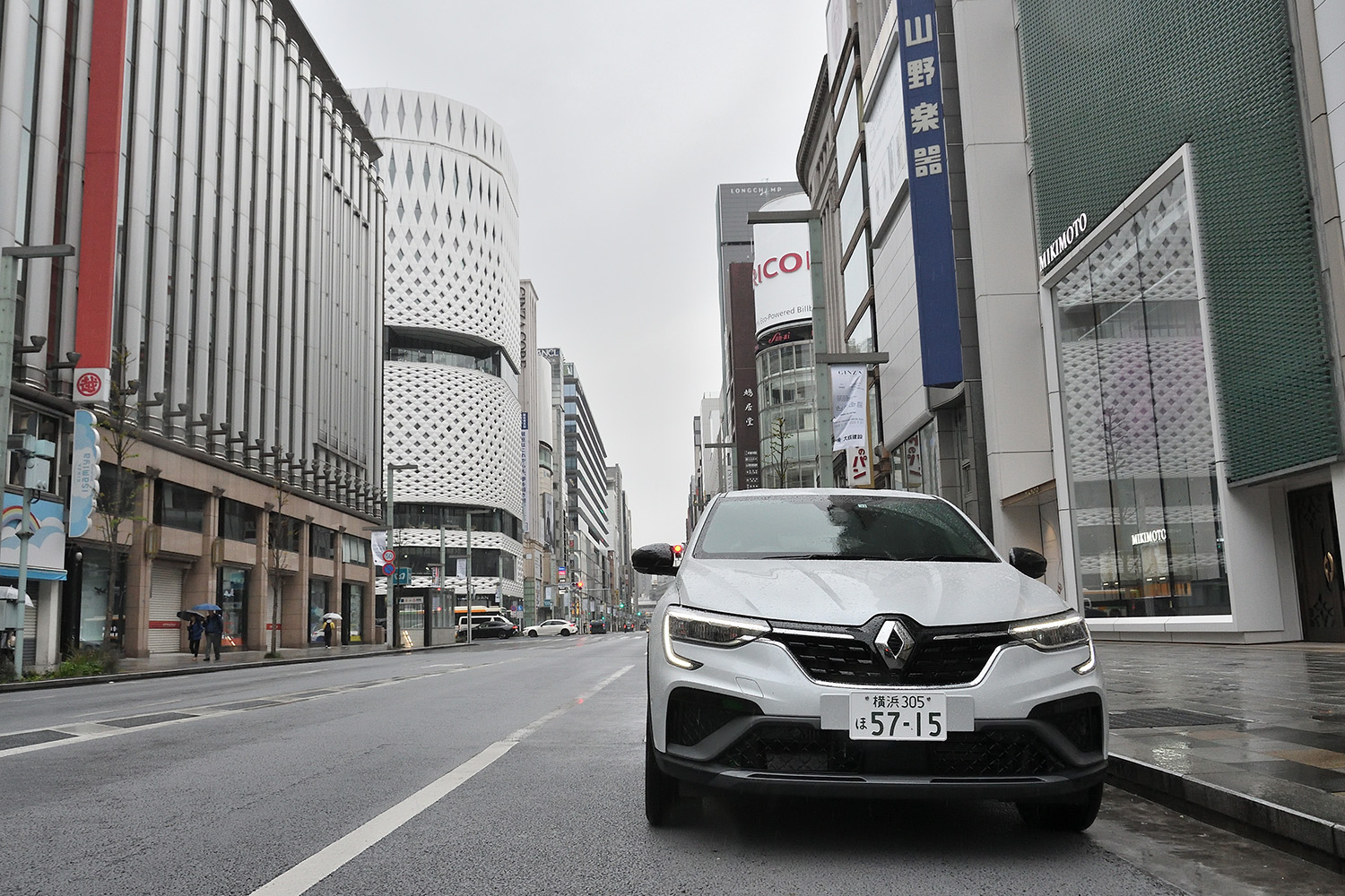 2台のルノー・アルカナを街なか・高速道路・ワインディングに連れ出して乗り比べ 〜 画像19