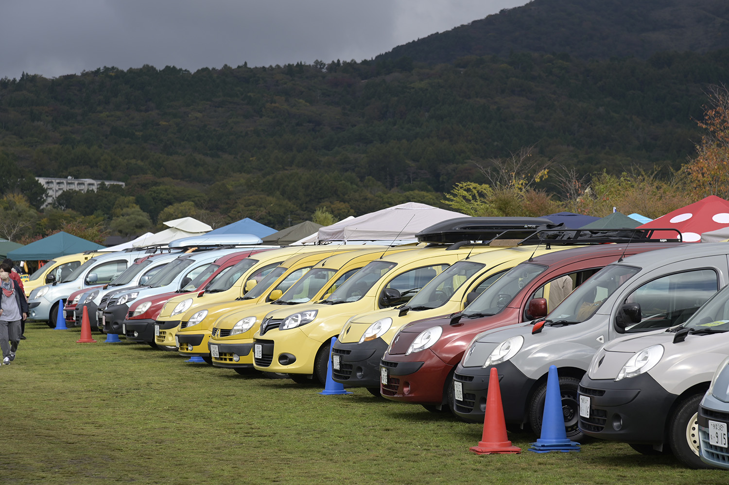 カングージャンボリーの駐車場風景