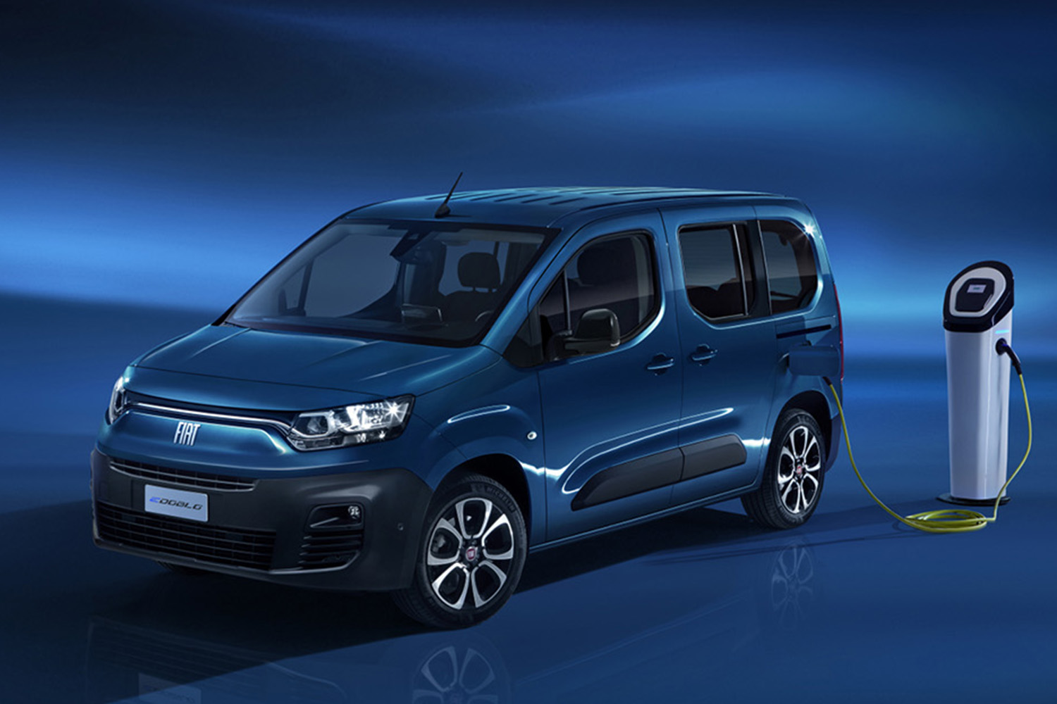 フィアットのイタリアンMPV「ドブロ」の日本導入決定 〜 画像18