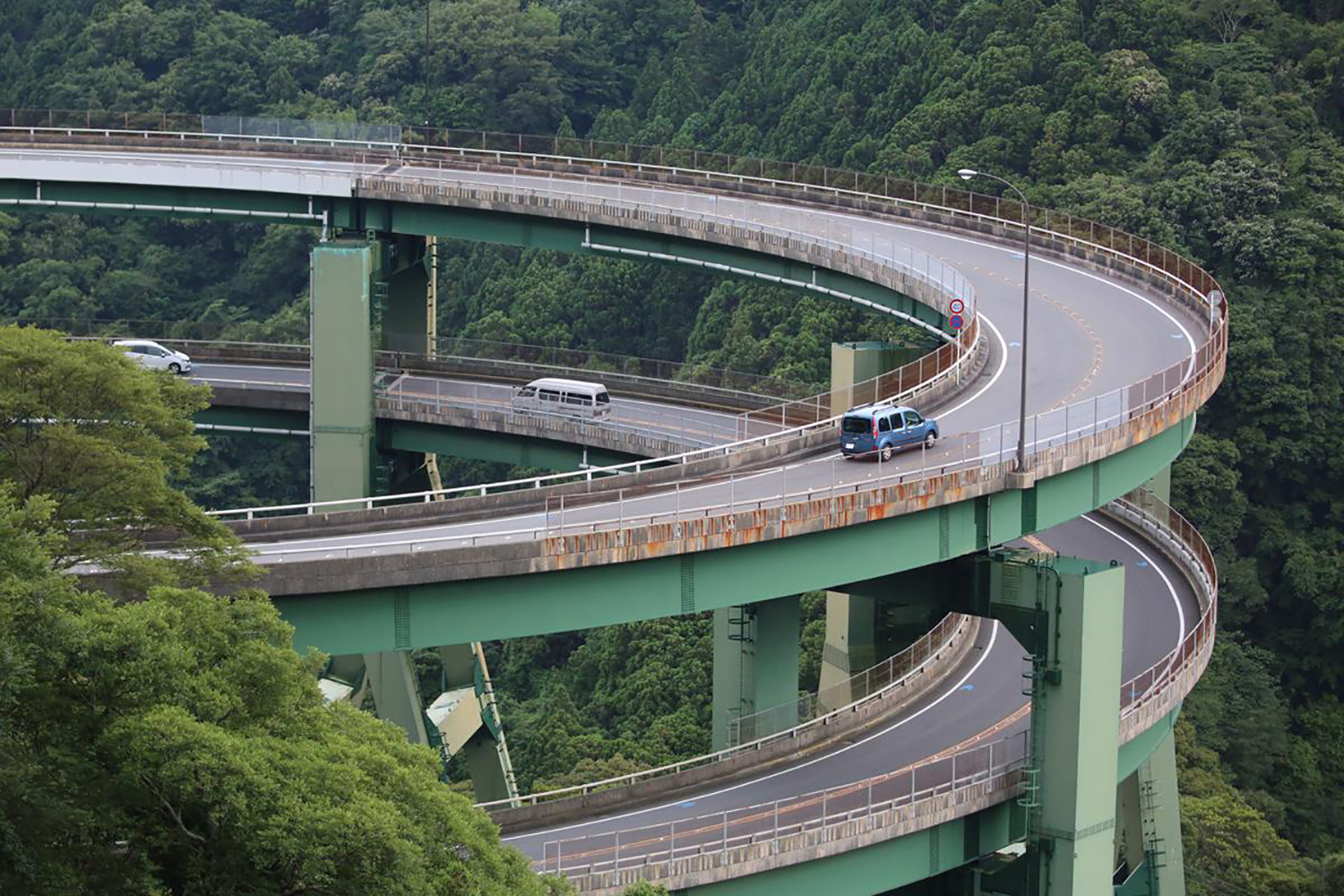 ループ橋