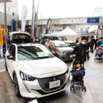 街行く人は興味津々！　東京都内のショッピングセンターに20台以上のEV&BEVが集結した生活密着イベントの中身