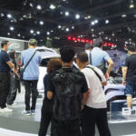 【画像】日本車がシェア８割を占めるタイで中国メーカーが存在感！　バンコクモーターショーで中華系BEVに群がる若者たち 〜 画像2