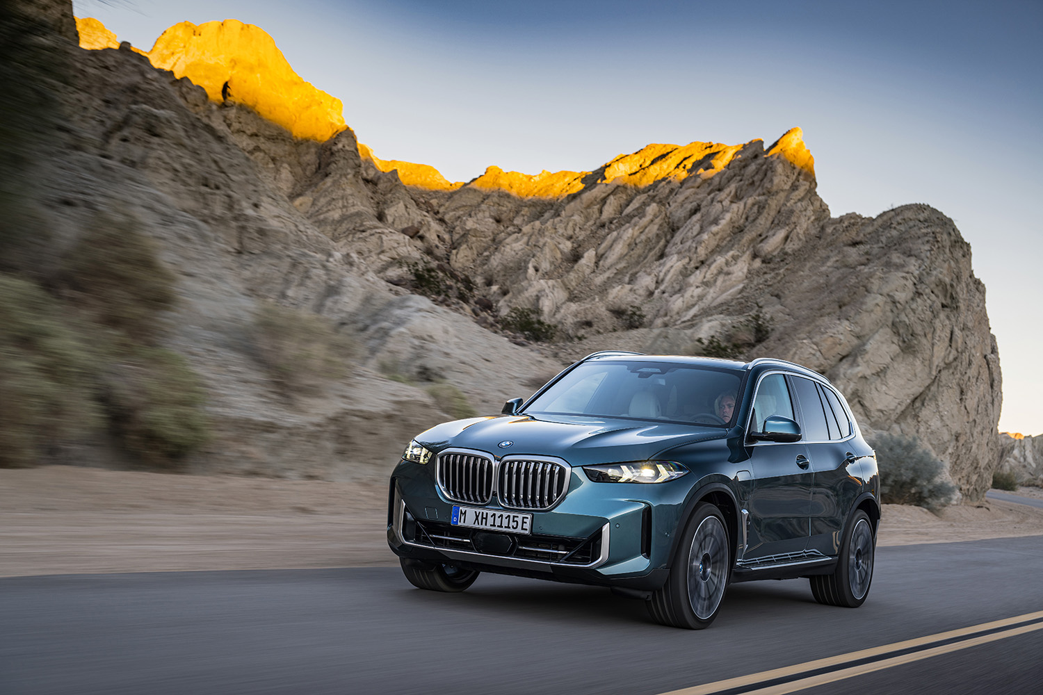 BMW X５にマイルドハイブリッド仕様とプラグインハイブリッドモデルが登場 〜 画像18