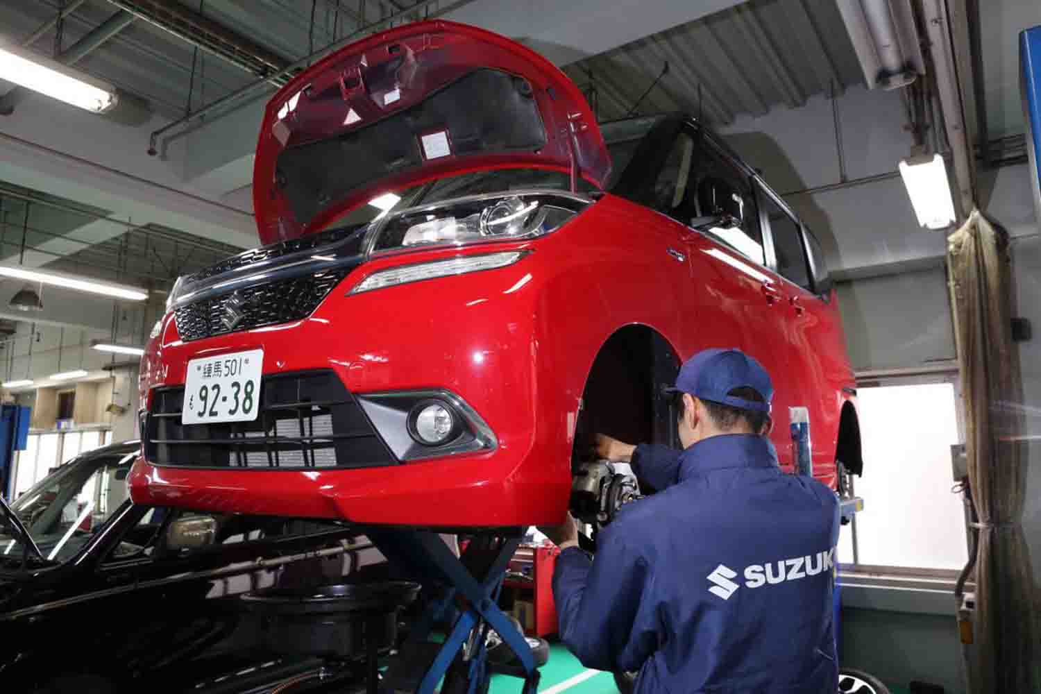 スズキ車のメンテナンスのイメージ