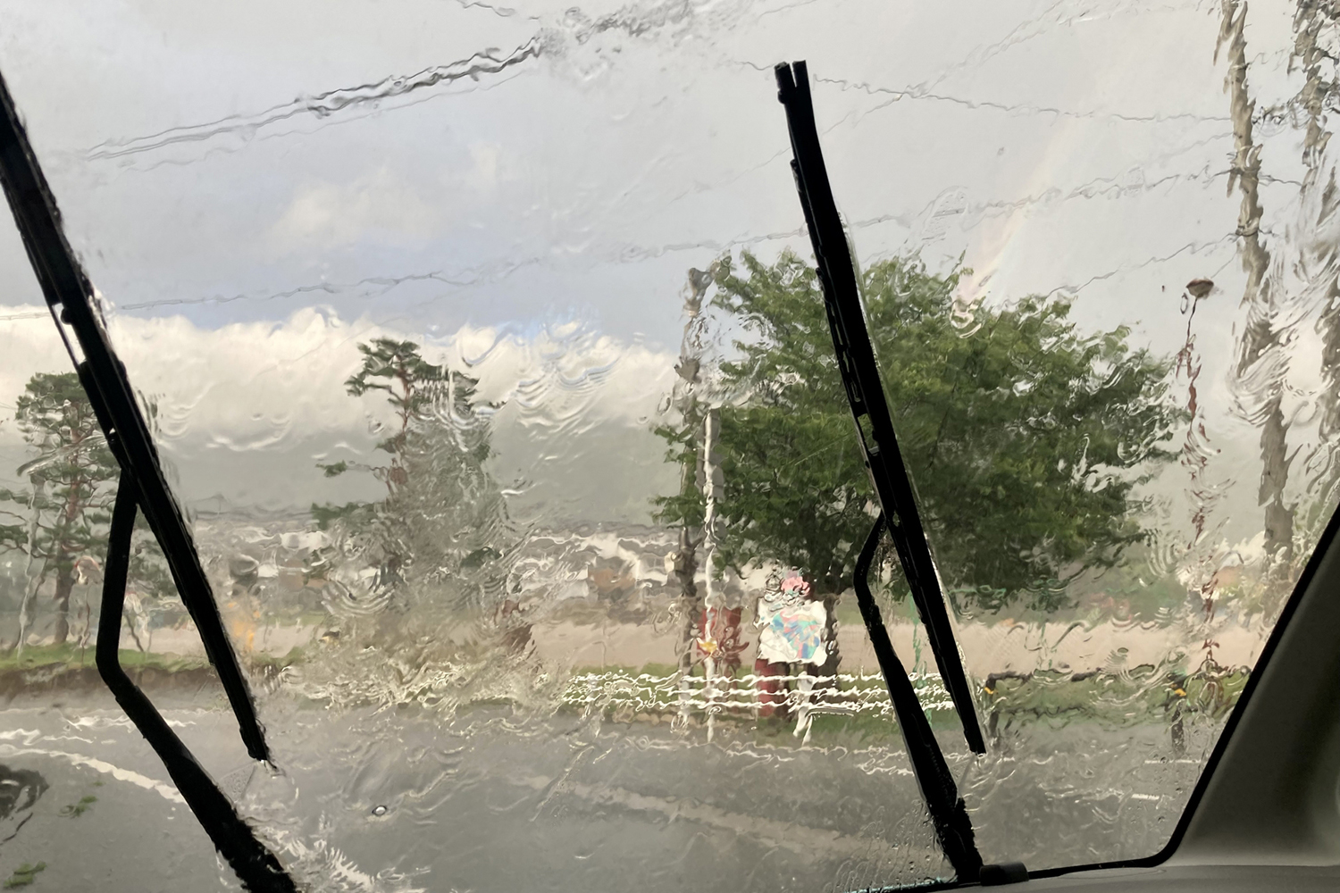 ゲリラ豪雨のイメージ01 〜 画像1