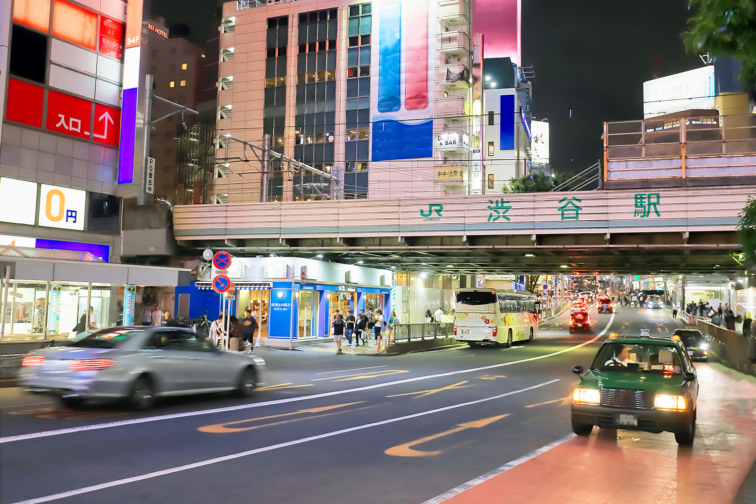 渋谷駅周辺の様子の写真