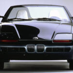 【画像】「跳ね上げ」でも「スライド」でも「スイング」でもなく「下がる」ドア！　BMW「Z1」は何もかもが奇抜すぎる１台だった 〜 画像7