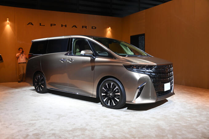 新型アルファード＆ヴェルファイアがついに発表された！　価格は「472万〜892万円」で「PHEV」も遅れて登場予定