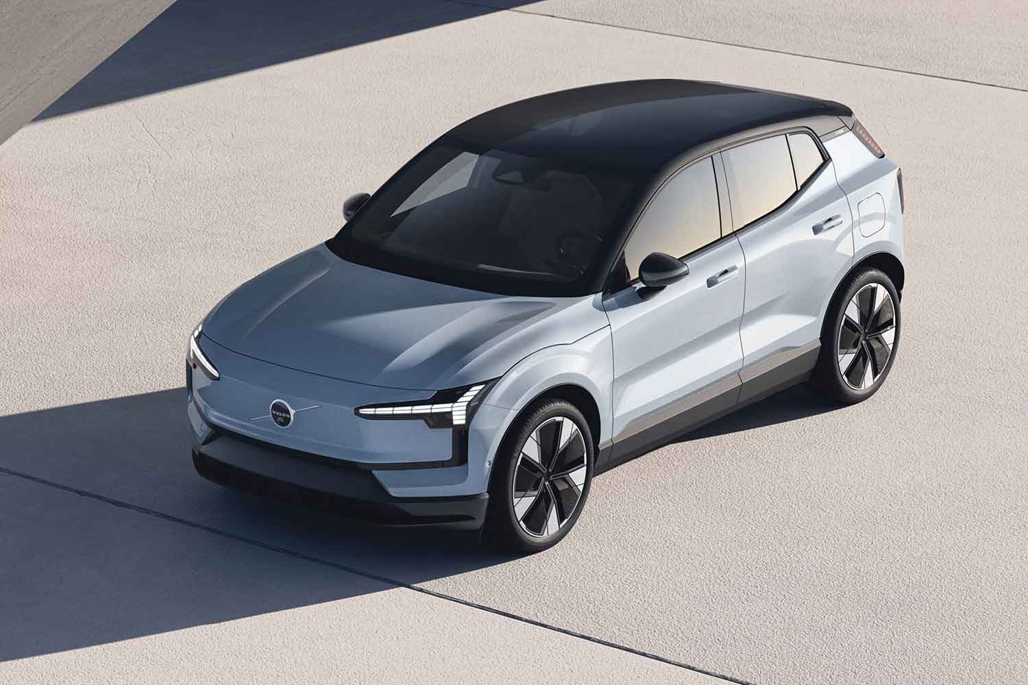 ボルボから新たなEV「EX30」が発表 〜 画像1