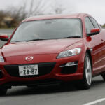 【画像】コーナリングはバカッ速！　超いいクルマなのに最後の純ロータリーエンジン車「RX-8」が不人気なワケ 〜 画像4