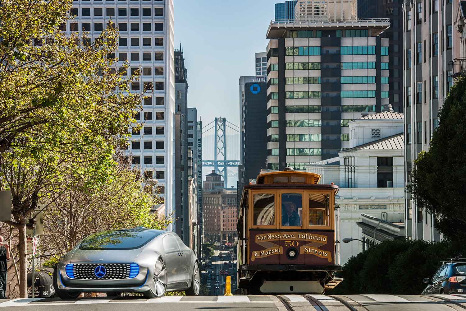 カリフォルニア州内を走行するメルセデス・ベンツ F015 〜 画像7