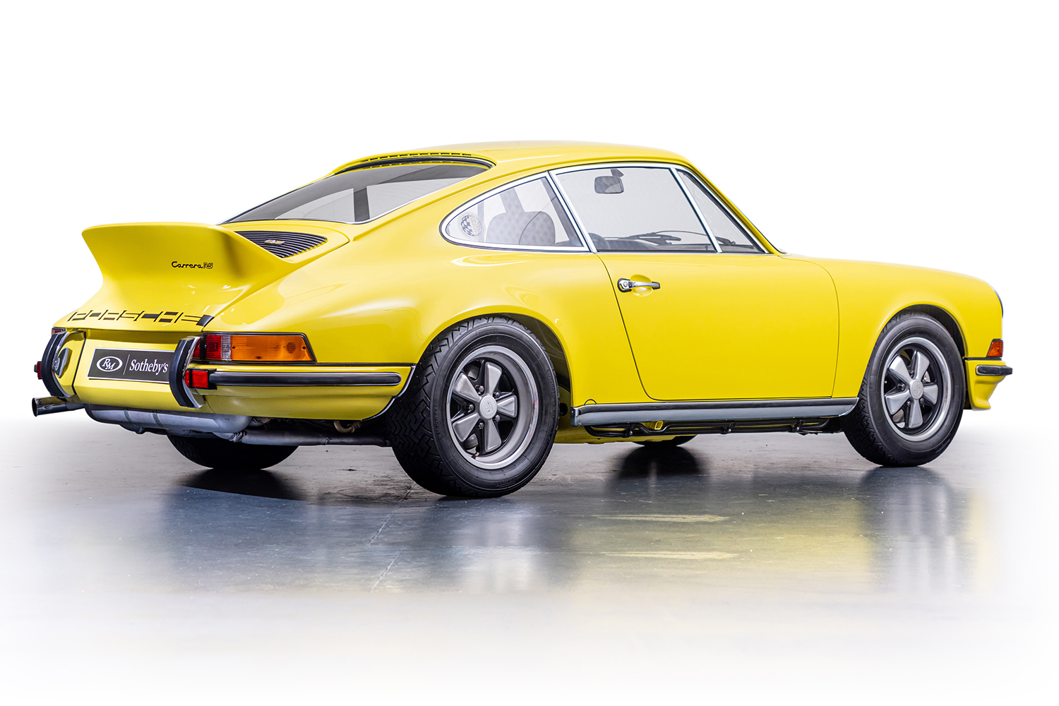 ポルシェ911カレラRS 2.7のフロントスタイリング