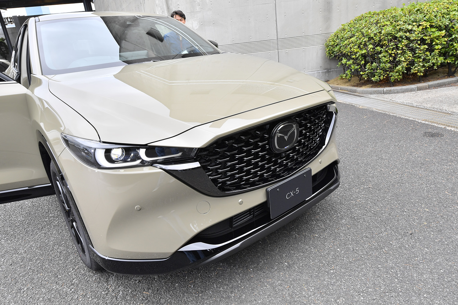 マツダが「CX-5」「CX-30」「MAZDA３」に特別仕様車「レトロスポーツエディション」シリーズを設定 〜 画像4