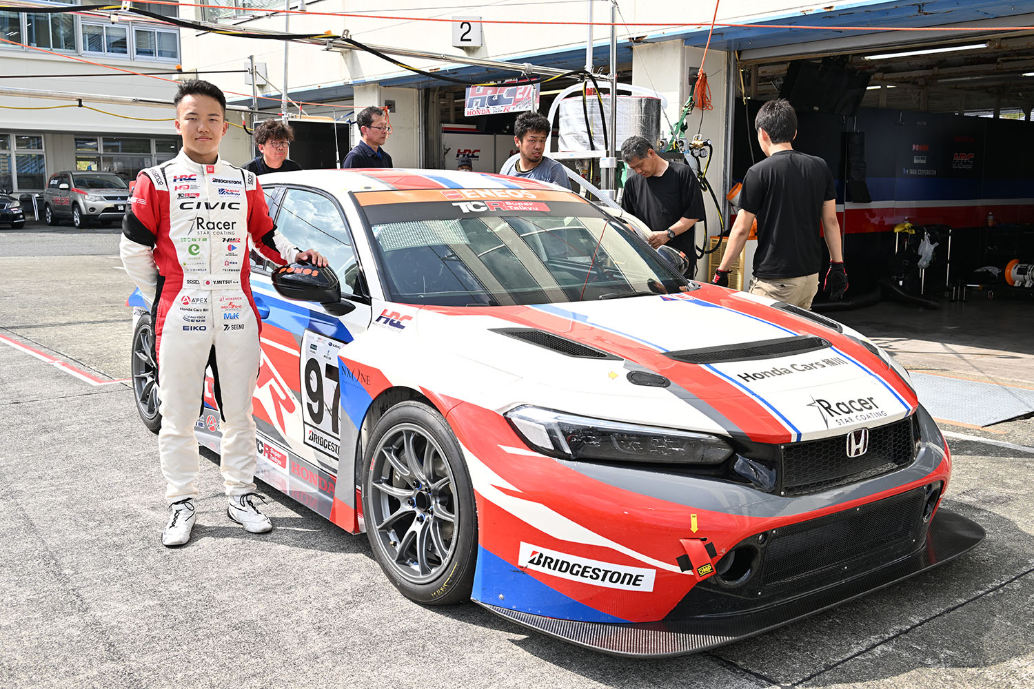 M&K RacingのシビックタイプR TCRとドライバーの三井裕介選手 〜 画像9