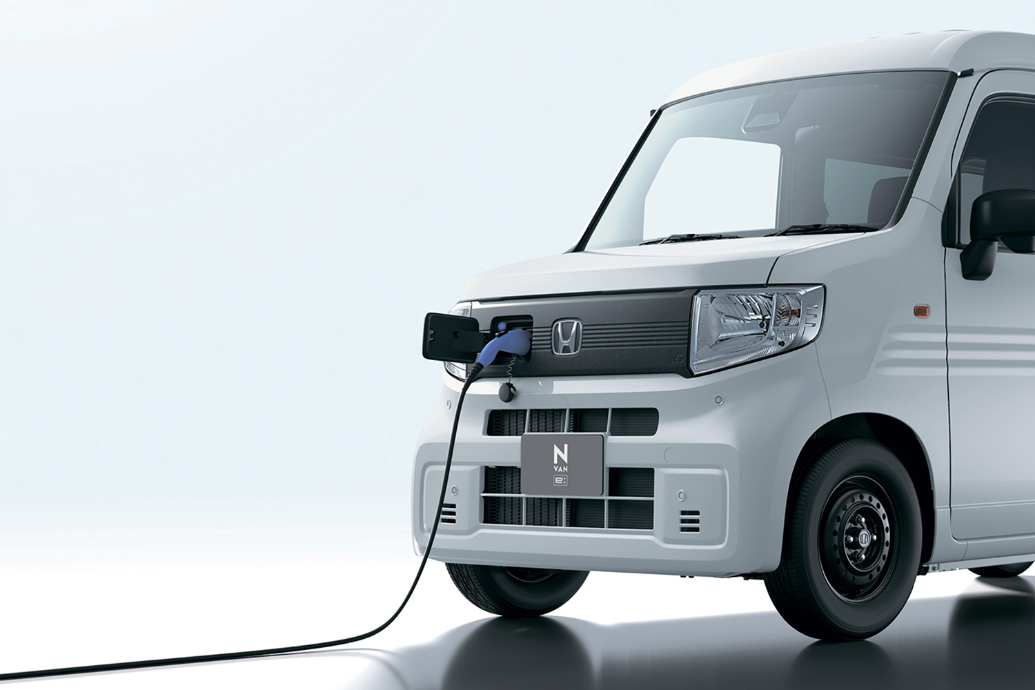 ホンダN-VAN e:の充電イメージ 〜 画像3