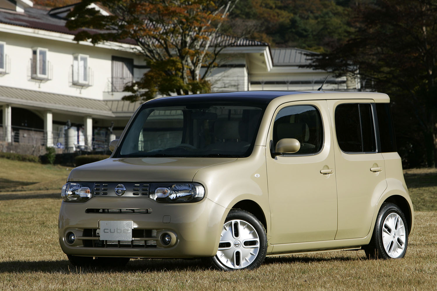 日産キューブ（3代目）のフロントスタイリング 〜 画像9