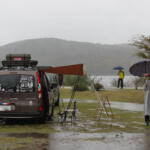 【画像】土砂降り雨もなんのその！　心は熱くもゆる〜いオーナーが乗るカングー1350台が集結した「カングージャンボリー2023」がやっぱりオモシロイ 〜 画像62