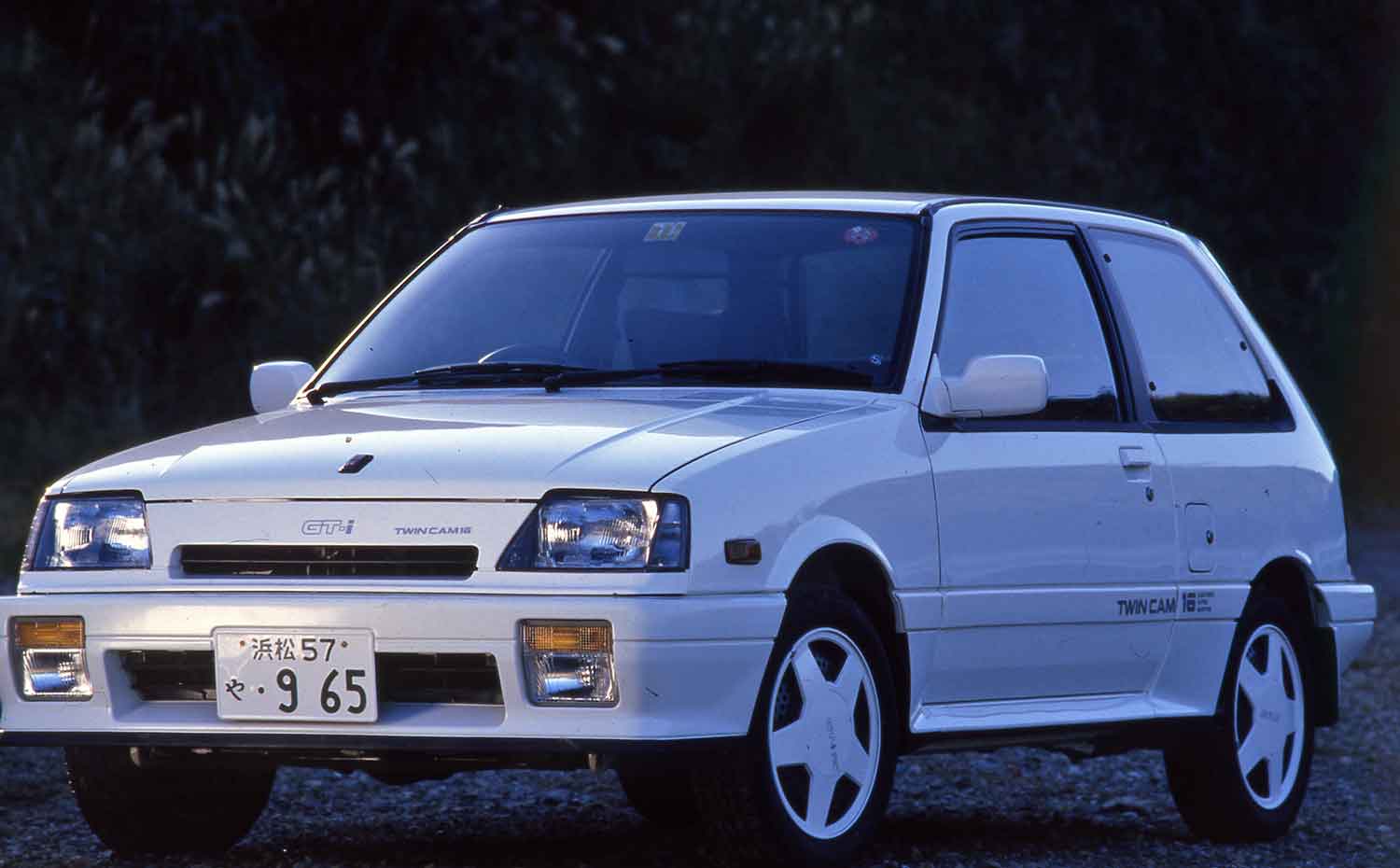 スズキ・カルタスGT-iのフロントスタイリング 〜 画像8