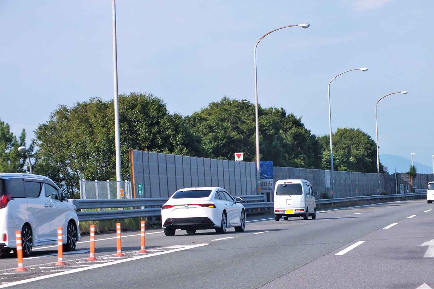 高速道路の合流地点のイメージ写真 〜 画像6