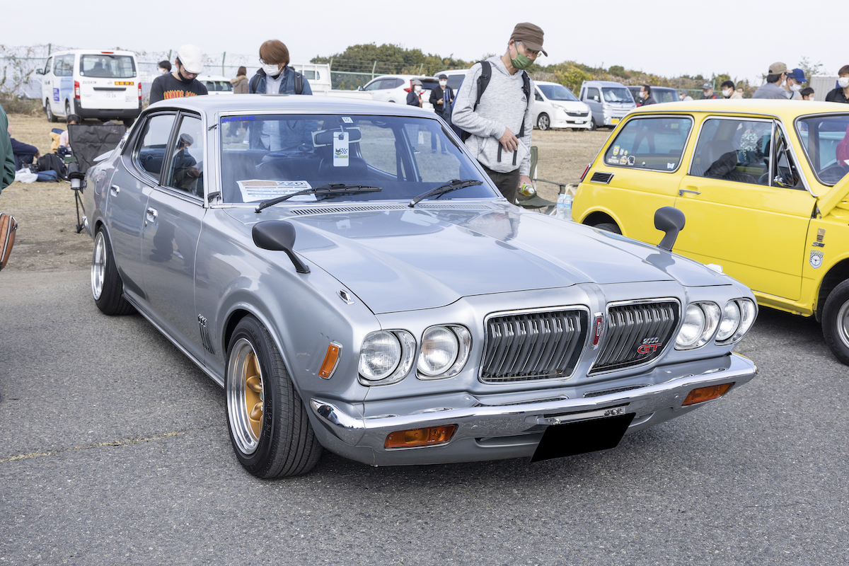 日産ブルーバード 2000GT-X（4代目）のフロントスタイリング