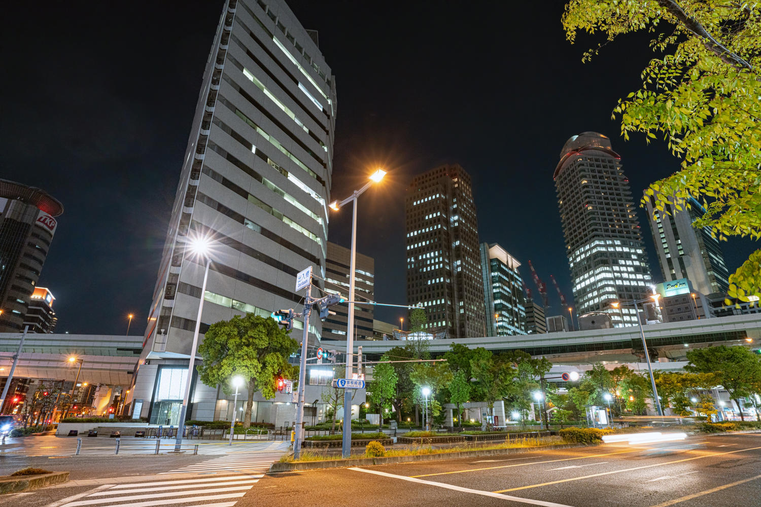 都市部の街灯