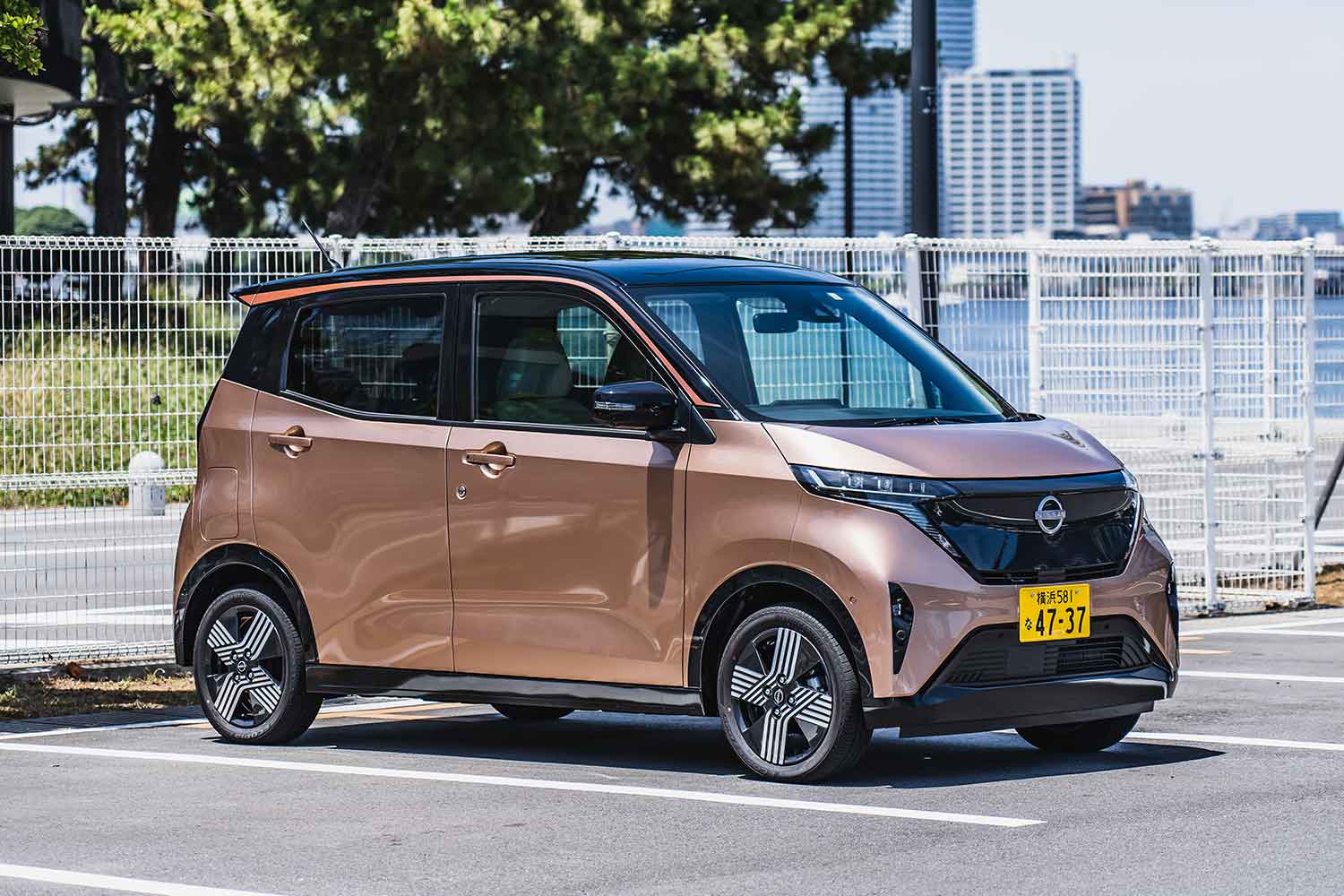 日産サクラのフロントスタイリング 〜 画像9