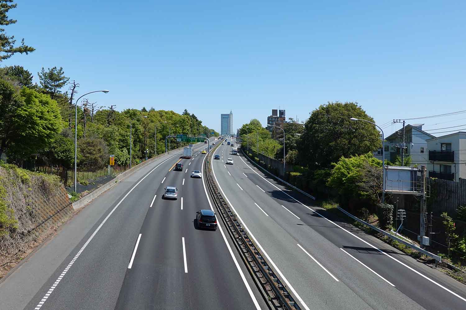 高速道路なのに信号機が設置されている場所が存在した 〜 画像1