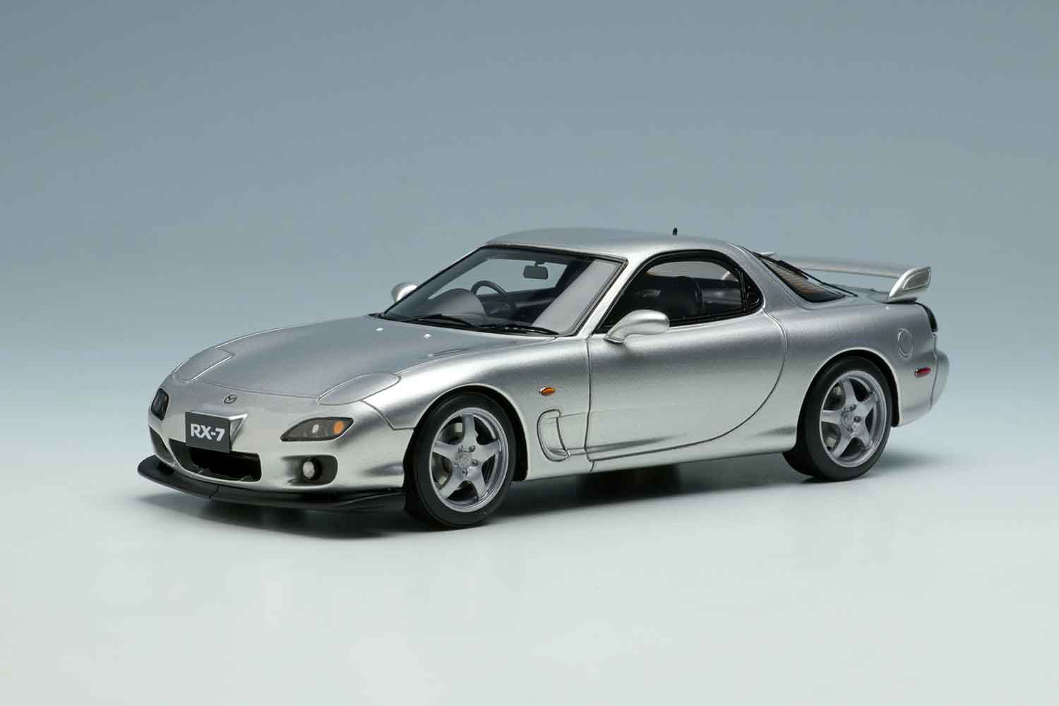 ロータリーエンジン搭載の名車「FD型RX-7」のモデル化が相次いでいるのはなぜ？ 〜 画像14