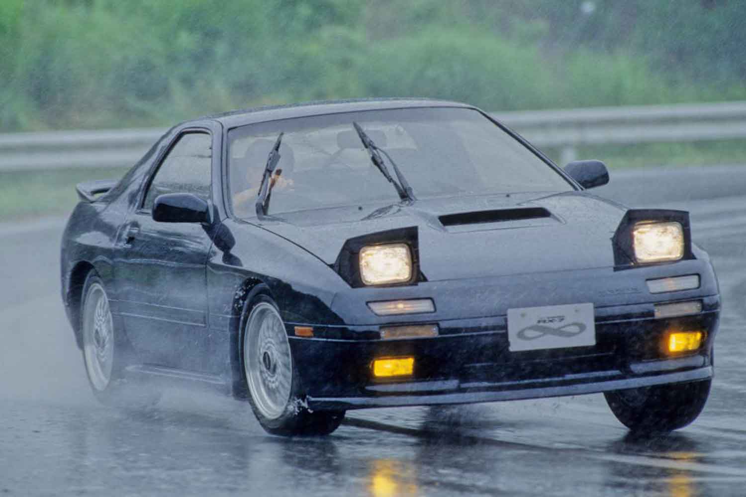 マツダRX-7（FC3S）の走行写真 〜 画像1