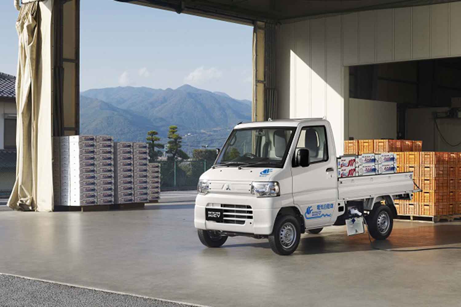 三菱ミニキャブMiEV トラックのフロントスタイリング