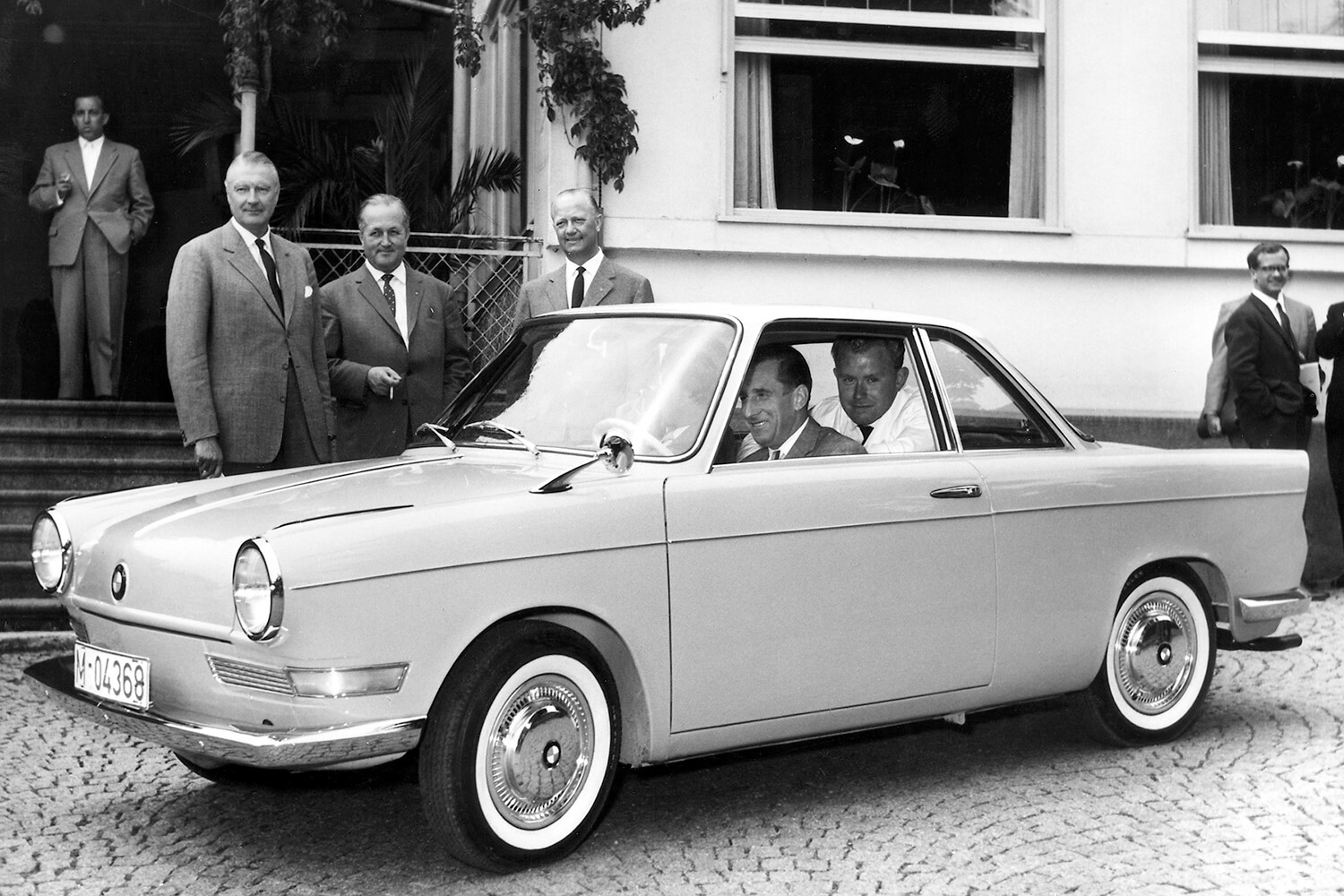 BMW 700のフロントスタイリング 〜 画像10