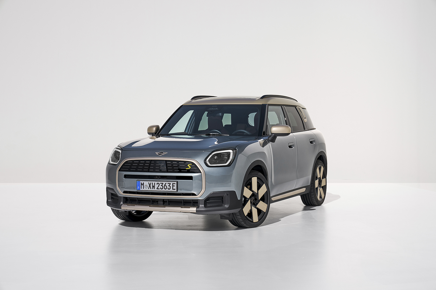 クロスオーバー改め「MINI Countryman」が誕生