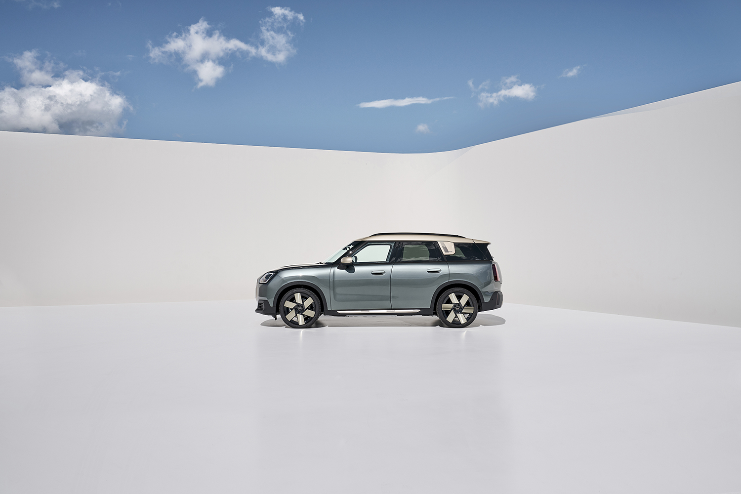 クロスオーバー改め「MINI Countryman」が誕生 〜 画像10