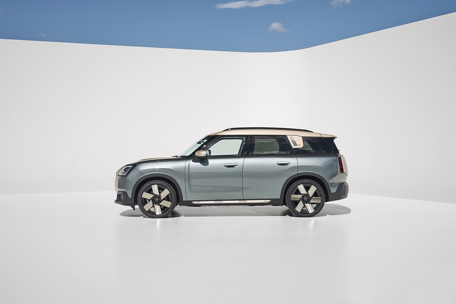 クロスオーバー改め「MINI Countryman」が誕生 〜 画像11